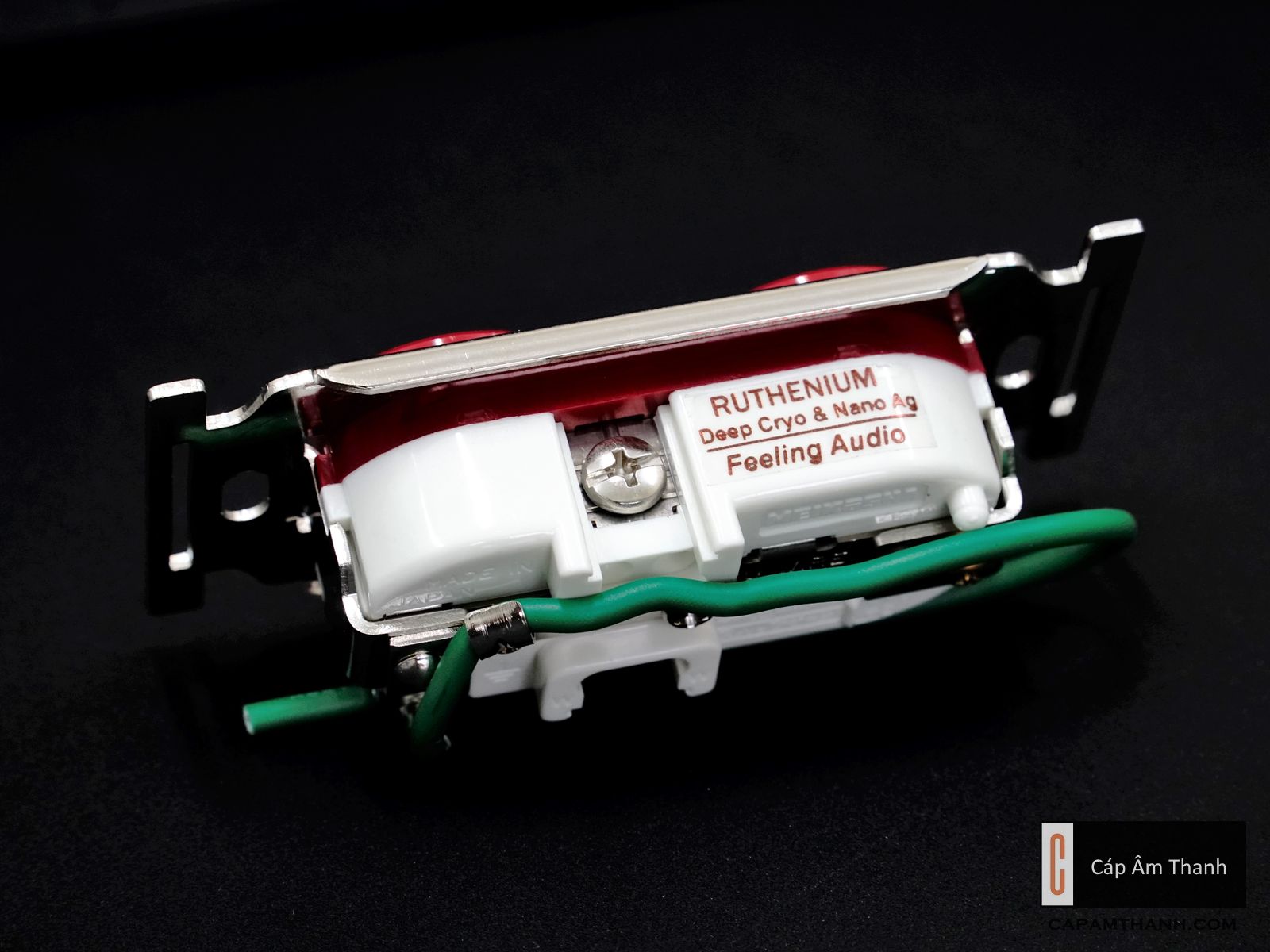 Cáp âm thanh | Phụ kiện âm thanh cao cấp chính hãng |