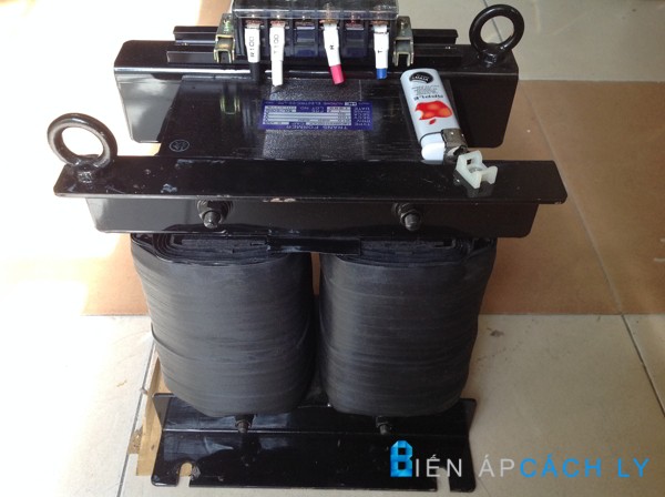 Cáp âm thanh | Phụ kiện âm thanh cao cấp chính hãng |