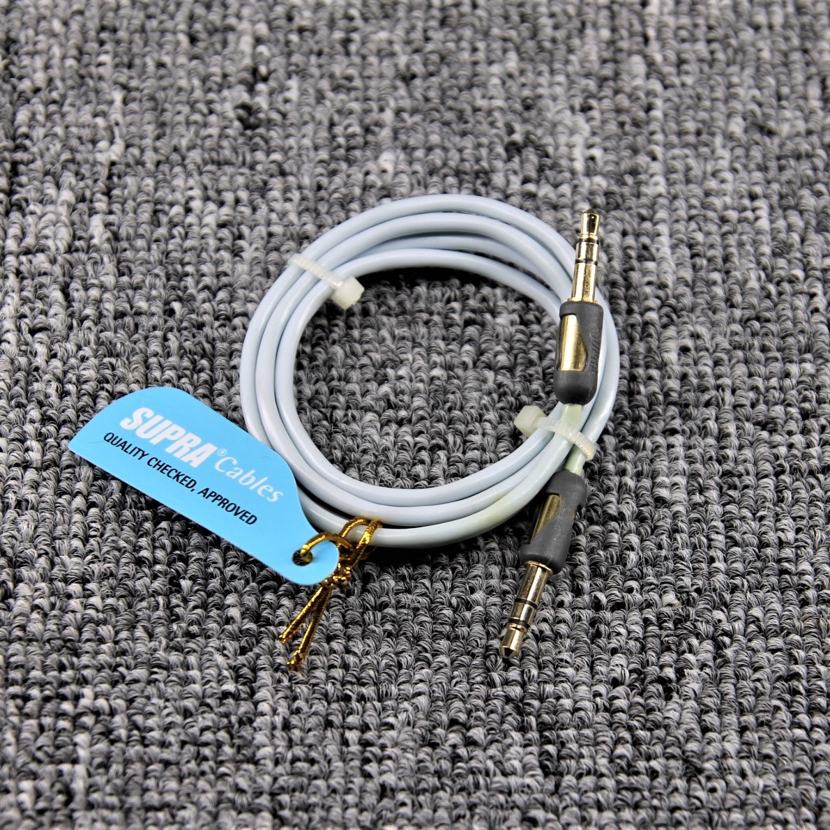 Cáp âm thanh | Phụ kiện âm thanh cao cấp chính hãng |